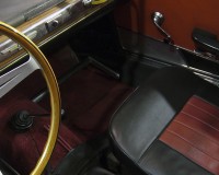 fiat-1200-spider-interni